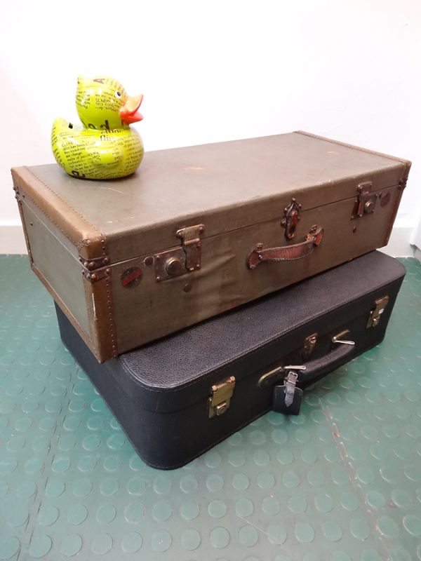 Valise / Malle Vintage Rétro En Carton Et Cuir Véritable Avec Ses Clés - Ancienne