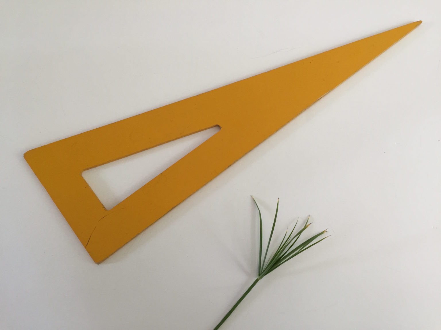 EQUERRE Maître Ecole Bois JAUNE - BrocNshop