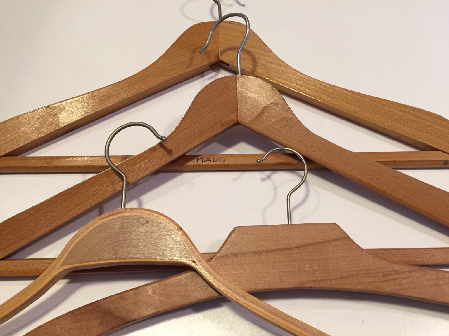 Lennox Furniture Lot De 20 Cintres En Bois De Qualité